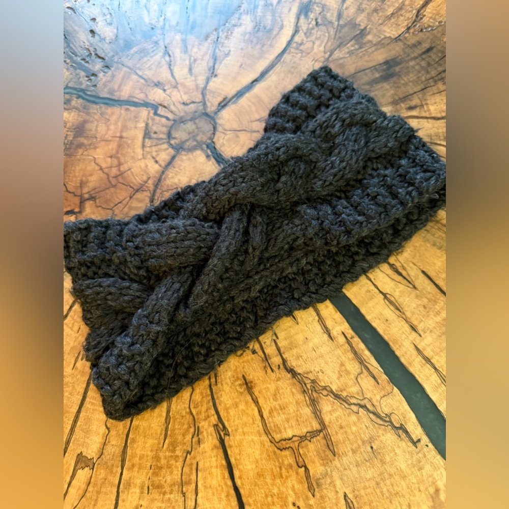 Knitted Winter Accessory Bundle - Picture 7 of 7